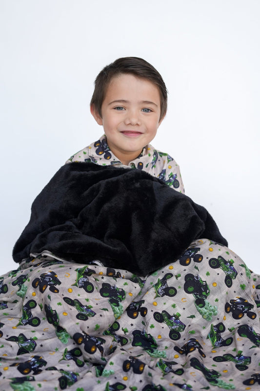Clover Crusher Bamboo Plush Blanket - Ever Colter Co