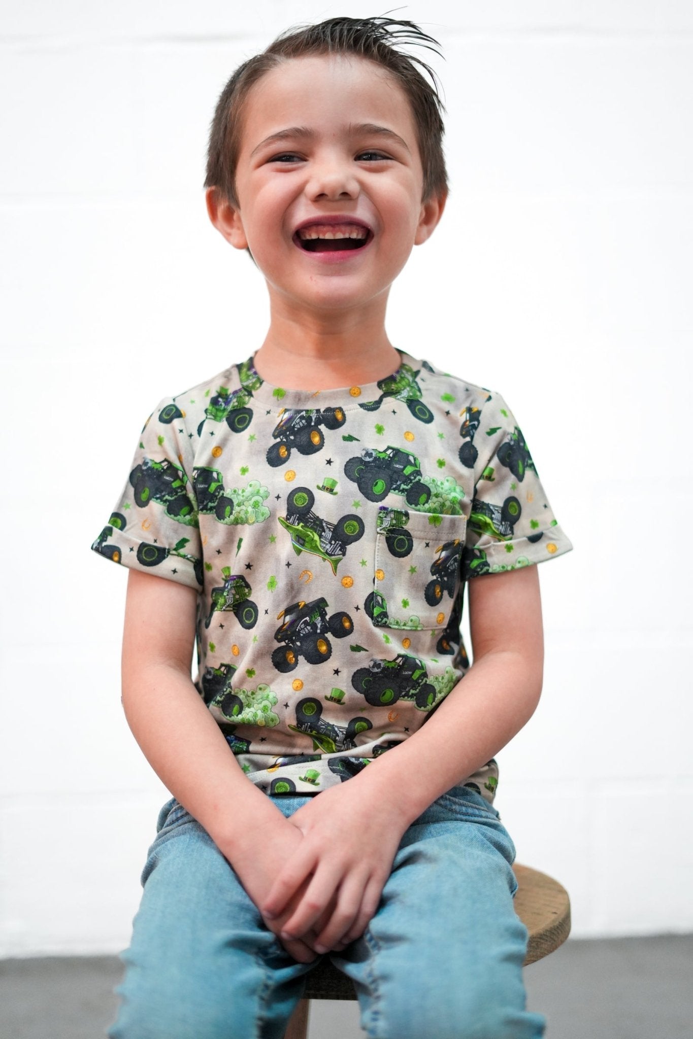 Clover Crusher Pockets Tee - Ever Colter Co