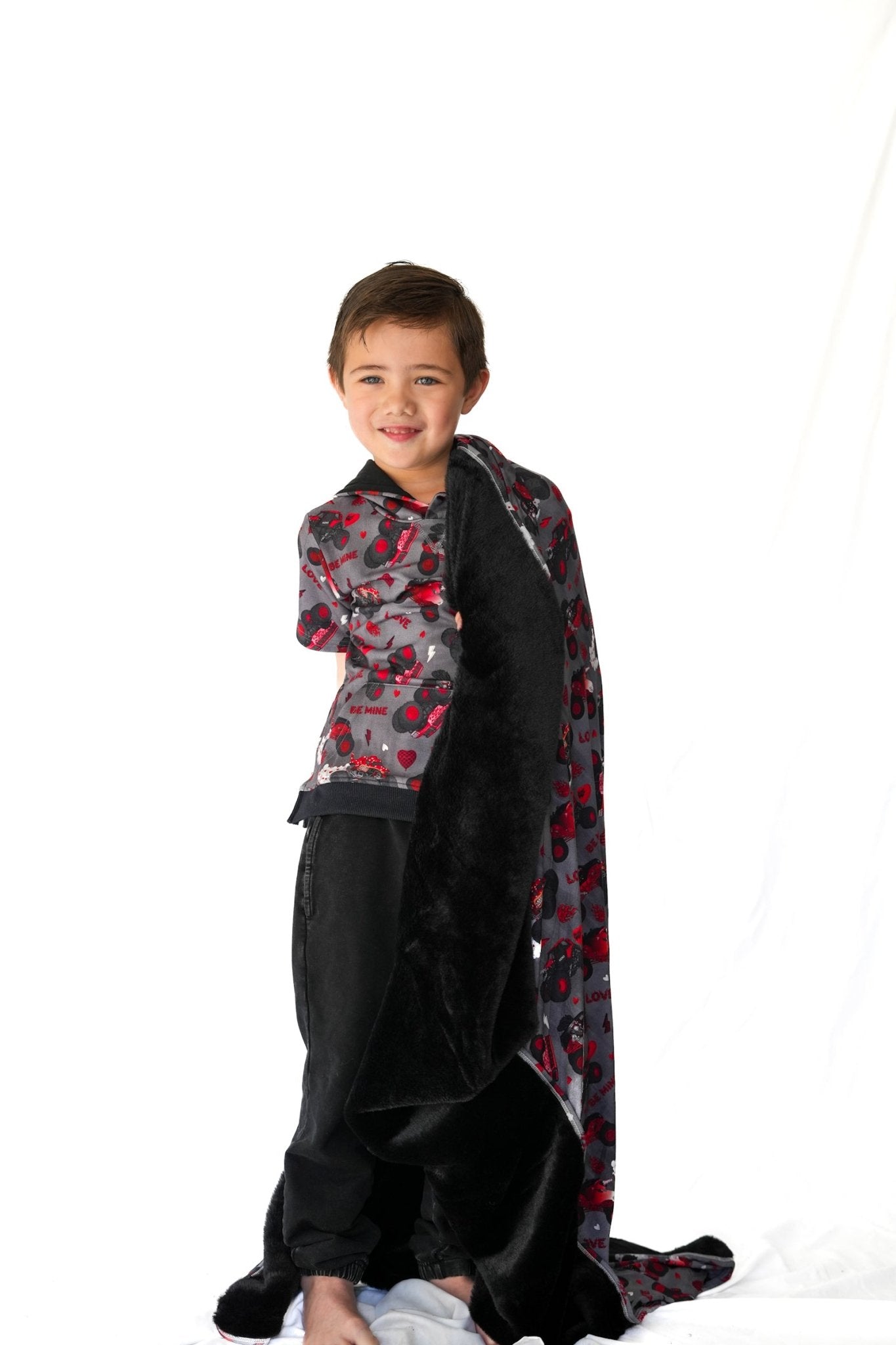 Hearts and Havoc Bamboo Plush Blanket - Ever Colter Co