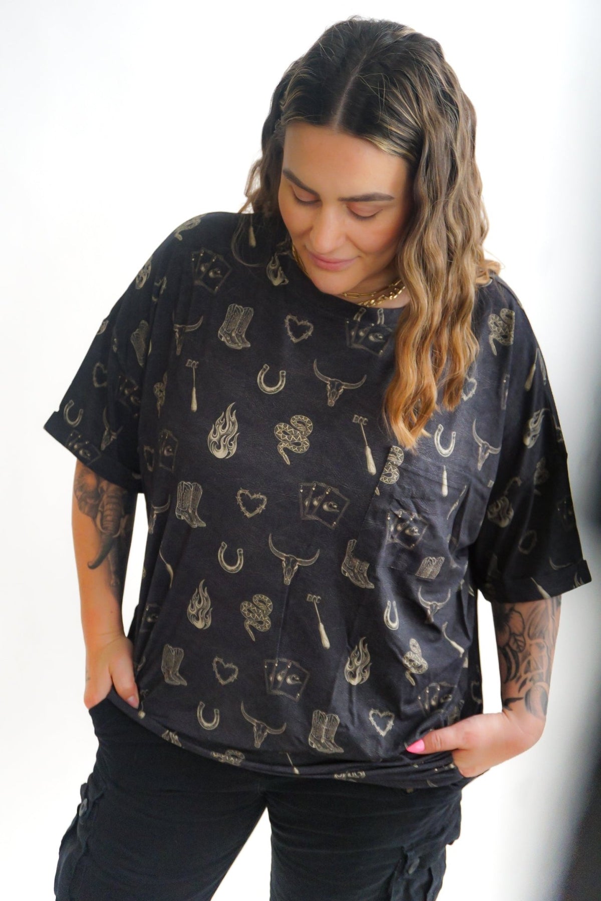 Iron Outlaw Women's Slouchy Pocket Tee - Ever Colter Co