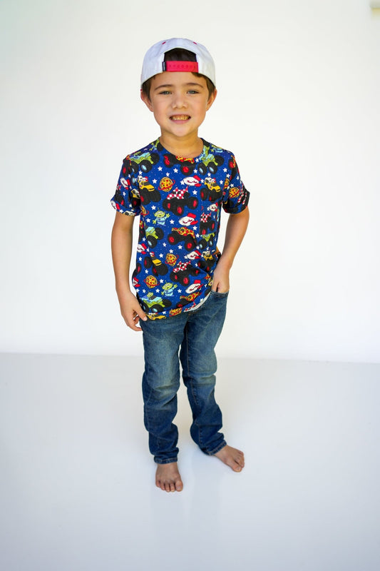 Pizza Pit Party Pocket Tee - Ever Colter Co
