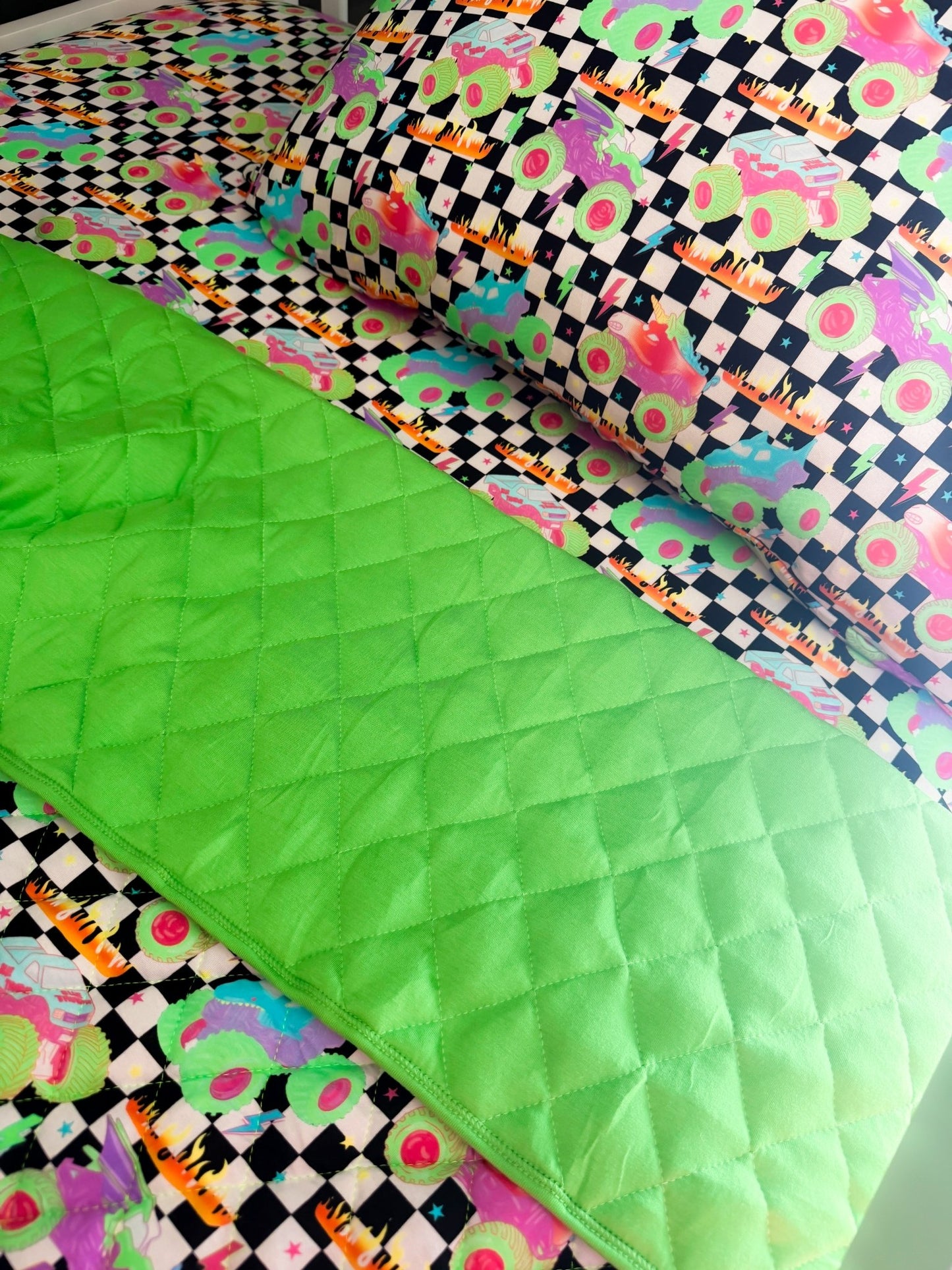Ready, Check Glow Bamboo Quilted Blanket - Ever Colter Co