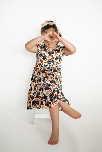 Red, White and Cute Short Sleeve Ruffle Dress - Ever Colter Co