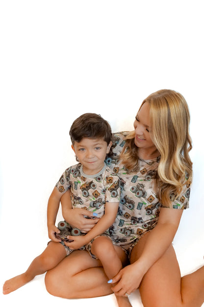 Zombie vs Hunter Shorts Jammies