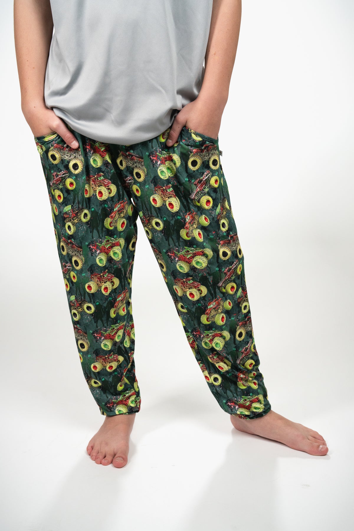 Zombie vs Hunter Men’s Jogger Pajama Pants