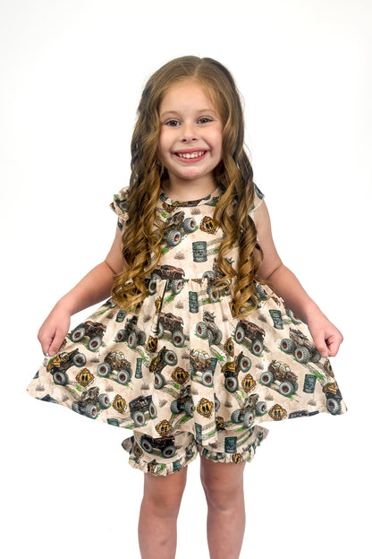 Hunter Ruffle Short Set