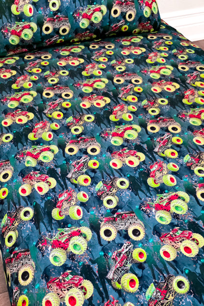 Zombie vs Hunter Bamboo Bedding