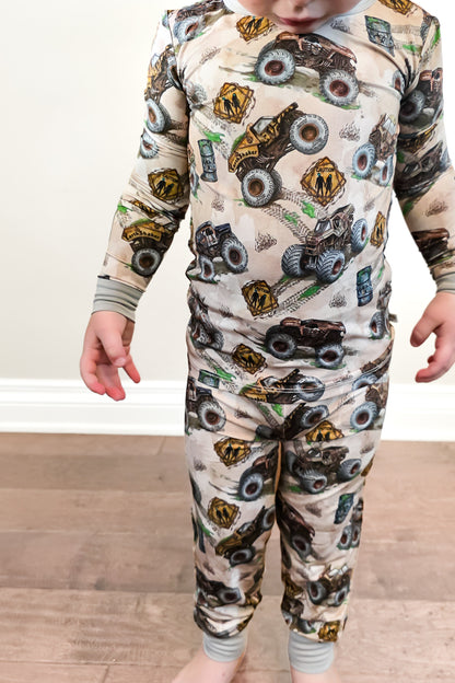 Zombie vs Hunter Long Sleeve Jammies