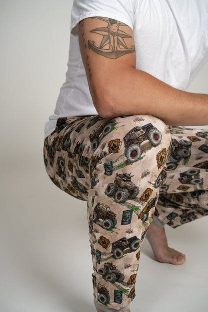 Zombie vs Hunter Men’s Jogger Pajama Pants