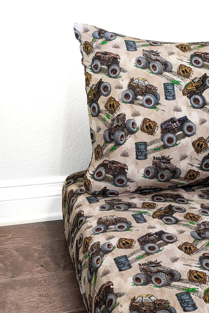 Zombie vs Hunter Bamboo Bedding